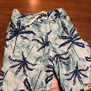 Old Navy swim trunks Sz (8) Med.